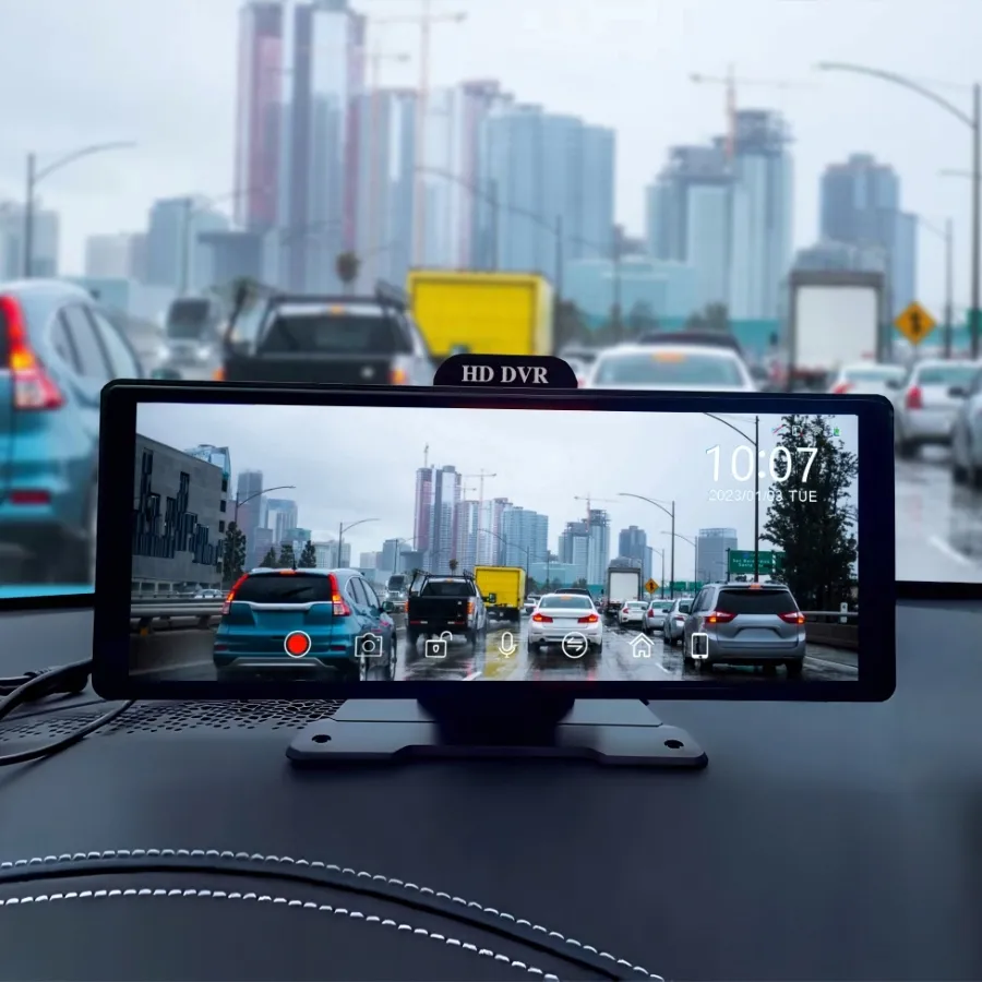 stacja-multimedialna-gomedia-1026scp-fb-dotykowy-ekran-android-auto-marka-gomedia