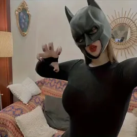 maska-na-twarz-batman-lateks-czarna