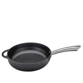 patelnia-tradycyjna-kuchenprofi-ku-0403051028-28-cm-zeliwna