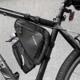 torba-rowerowa-pod-rame-1-5l-czarna-rodzaj-brak-informacji-zapiecie-zamek-blyskawiczny