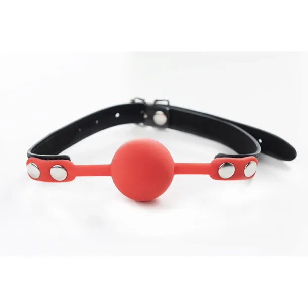 red-silicone-ball-gag-with-adjustable-straps-stan-opakowania-oryginalne