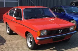 opel-kadett-c-kierunkowskaz-klosz-lewy-przod-lata-produkcji-1973-1979
