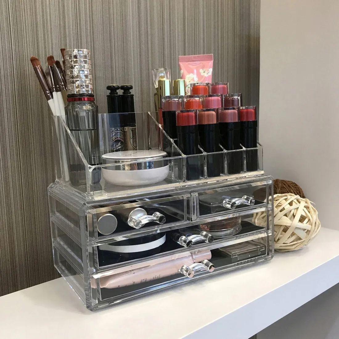 organizer-labello-bezbarwny