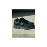 u2002-marka-new-balance