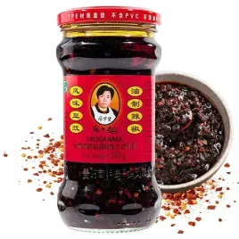 fermentowana-soja-w-oleju-z-chilli-ostry-sos-pasta-laoganma-280-g