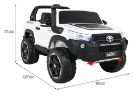 pojazd-toyota-hilux-biala-panel-nowego-typu-z-trybem-sport-czarna-ekoskora