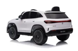 pojazd-mercedes-benz-eqa-250-bialy-przyciski-dzwiekow-i-klaksonu-kierownicy