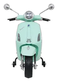 pojazd-skuter-vespa-roma-zielony-przyciski-dzwiekow-i-klaksonu-kierownicy