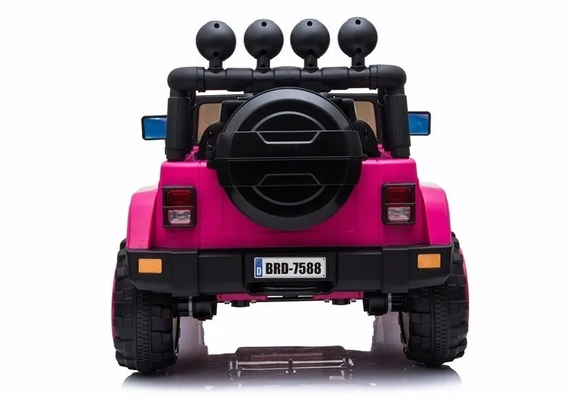 samochod-jeep-rozowy-marka-jeep