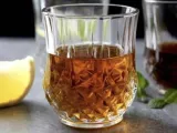 zestaw-4-szklanek-do-whisky-stan-nowy-linia-szklanki-do-whisky-elegancki-zestaw