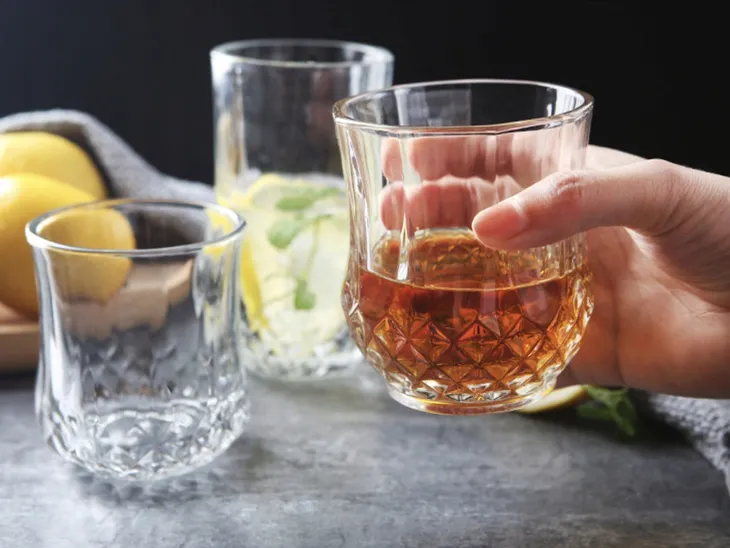 zestaw-4-szklanek-do-whisky-rodzaj-szklanki-do-whisky