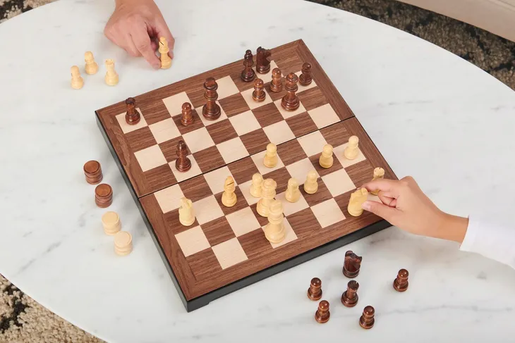 cardinal-legacy-deluxe-chess-and-checkers-spin-master