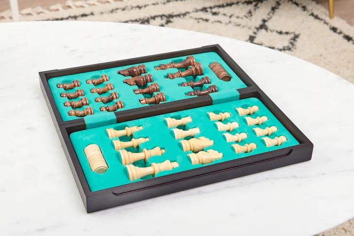 cardinal-legacy-deluxe-chess-and-checkers-spin-master