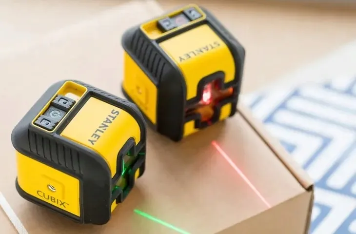 laser-krzyzowy-cubix-czerwony-certyfikat-ce