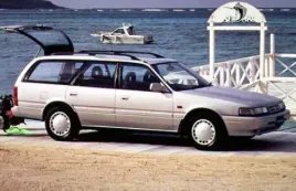 mazda-626-gd-gv-iii-kombi-reperaturka-blotnika-lewy-tyl-1987-1997-austria