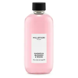 uzupelniacz-do-paleczek-millefiori-milano-magnolia-blossom-and-wood-250ml