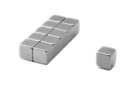 magnes-neodymowy-do-tablic-mpl-10x10x10-n48-1szt
