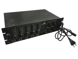 wzmacniacz-miksujacy-monacor-pa-4040-4-strefowy-pa-4x40w-100v-rack