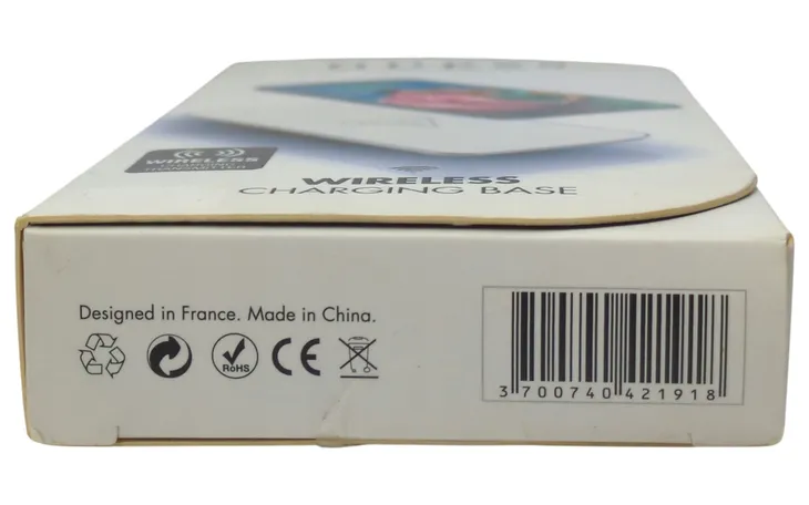 ladowarka-indukcyjna-guess-5w-1a-przewod-w-zestawie-tak