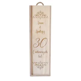 personalizowany-prezent-na-30-rocznice-slubu-skrzynka-na-wino-wstaw-imiona