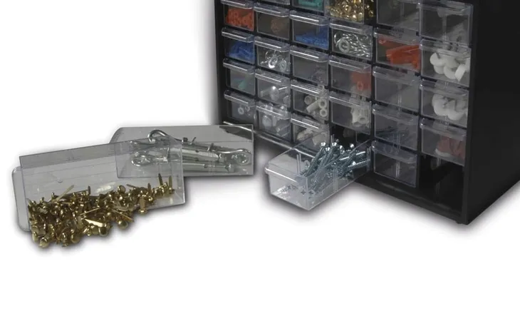 organizer-stojacy-39-szuflad-rodzaj-organizer-zamkniety