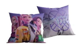 poduszka-k-pop-lowcy-demonow-or-demon-hunters-rumi-mira-zoey-40-x-40-cm