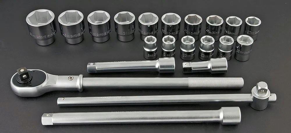 zestaw-klucze-nasadowe-3-4