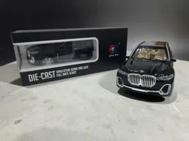 realistyczny-model-samochodu-bmw-x7-czarny-1-24