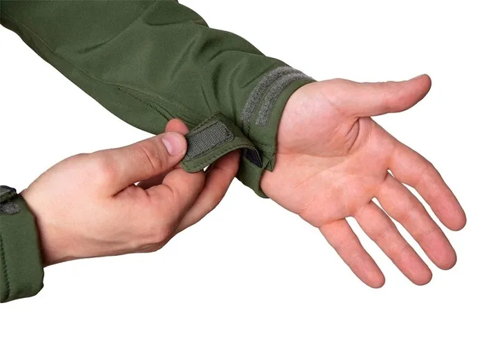 kurtka-softshell-camo-xxl-marka-neo-tools-kaptur-z-kapturem