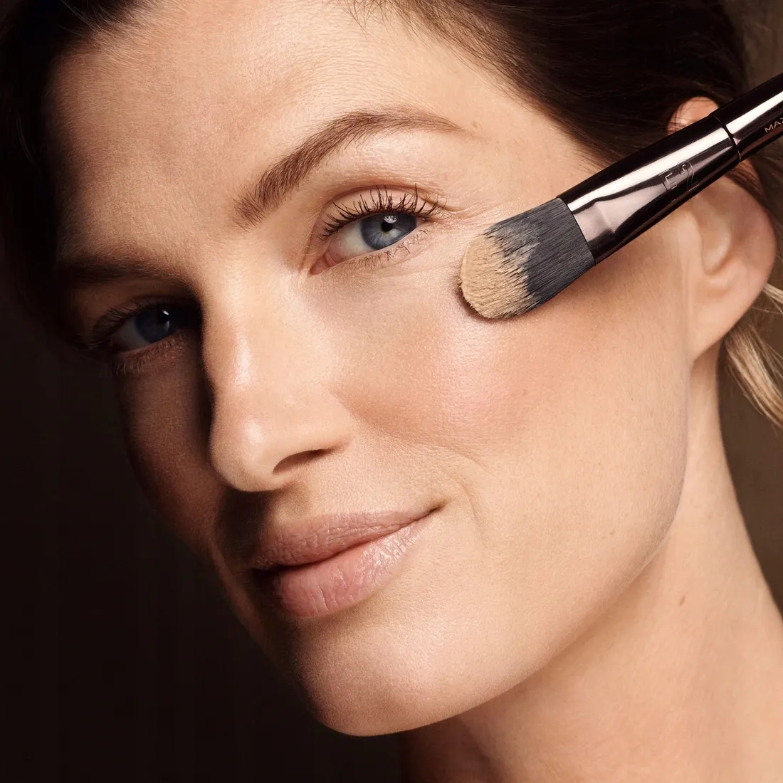 max-factor-facefinity-podklad-do-twarzy-golden