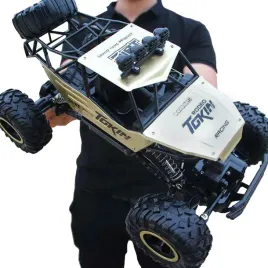 samochod-zdalnie-sterowany-terenowy-4x4-metal-auto-na-pilot-akumulator-duzy