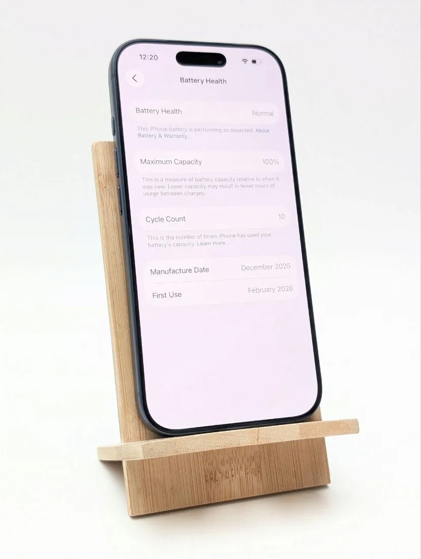 apple-iphone-17-pro-256-gb-glebinowy-blekit-or-esim