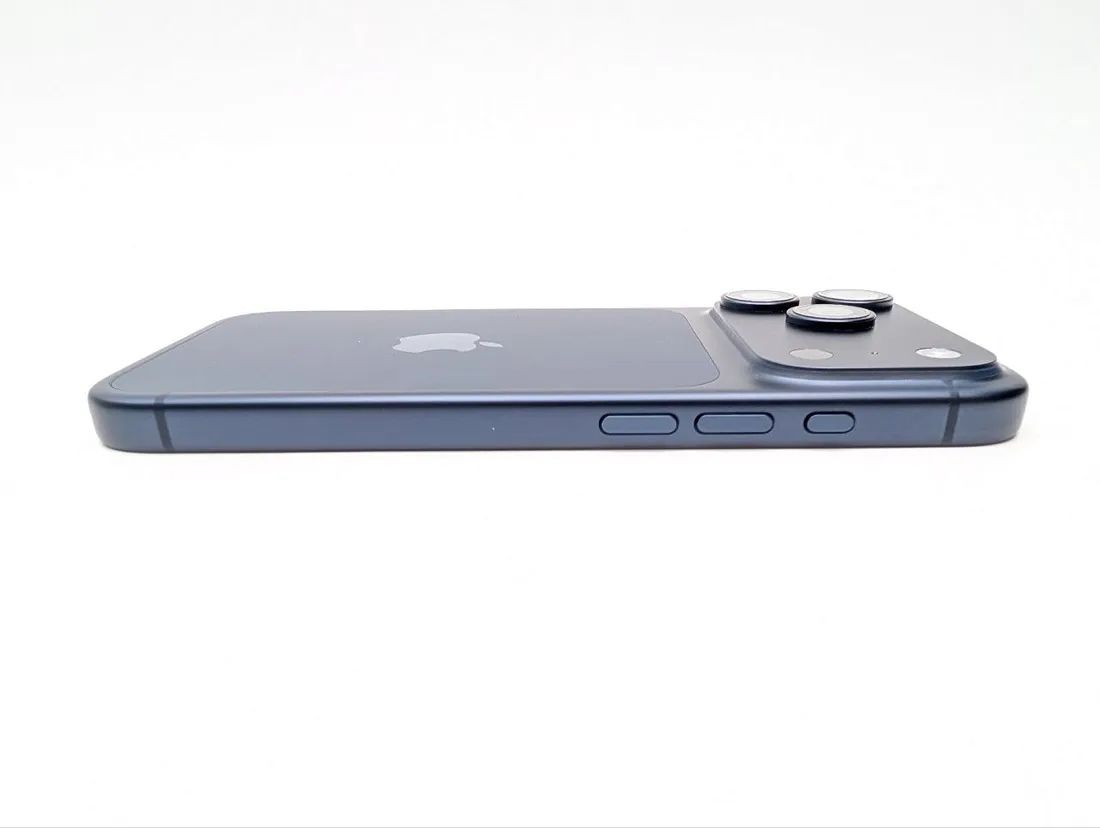 apple-iphone-17-pro-256-gb-glebinowy-blekit-or-esim