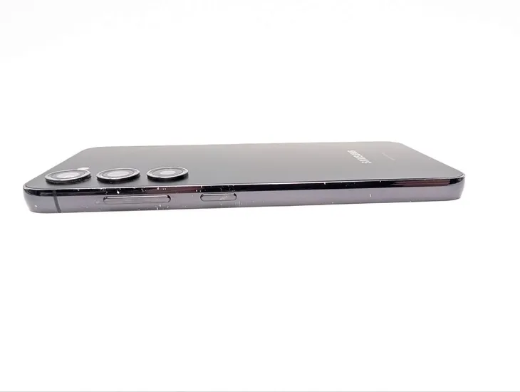 samsung-galaxy-s23-256gb-czarny-rozdzielczosc-nagrywanych-filmow-8k