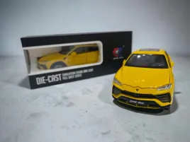 realistyczny-model-samochodu-lamborghini-urus-suv-zolty-1-24