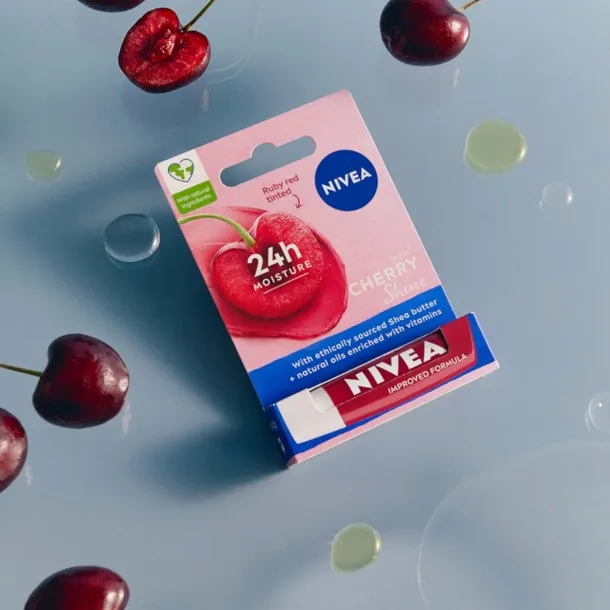 nivea-24h-moisture-lip-pomadka-do-ust-cherry-rodzaj-w-sztyfcie