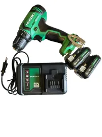 hikoki-ds12dawfz-wkretarka-12v-2x25ah-ladowarka-walizka
