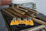 ladowarka-xr-8-0a-4-18v-certyfikat-ce-marka-dewalt