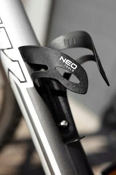 uchwyt-na-bidon-marka-neo-tools