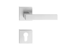 klamka-ergo-czarna-kwadratowy-szyld-na-wklad-italian-line