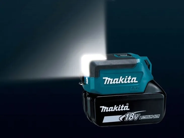 latarka-akumulatorowa-lxt-18v-0-ah-certyfikat-ce-marka-makita-zawiera-baterie-tak