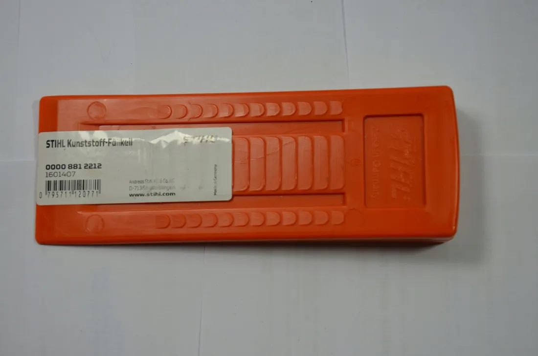 klin-z-tworzywa-19cm