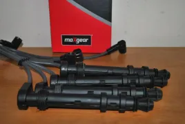 ngk-zestaw-przewodow-zaplonowych-rc-ft12022571
