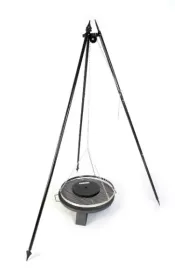 grill-ogrodowy-trojnog-60cm