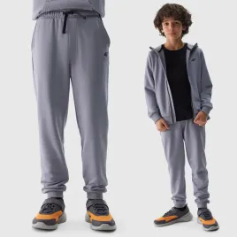 spodnie-dresowe-chlopiece-4f-joggery-sportowe-regular-jasny-niebieski-140