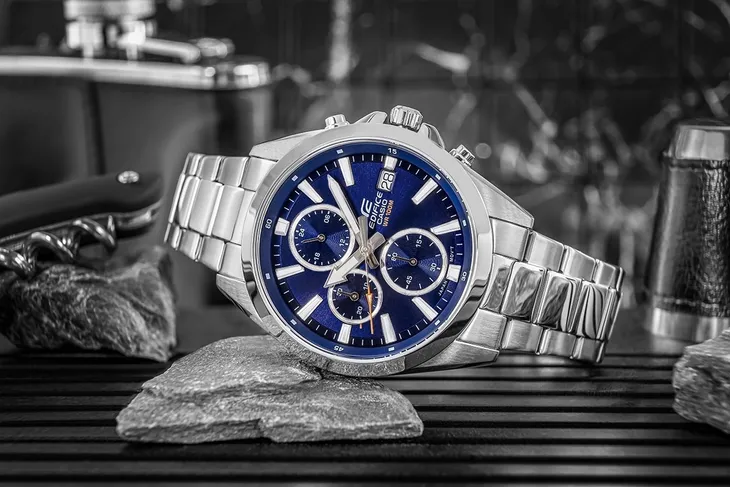 zegarek-meski-casio-edifice-efv-560d-2avuef-box-rodzaj-analogowe