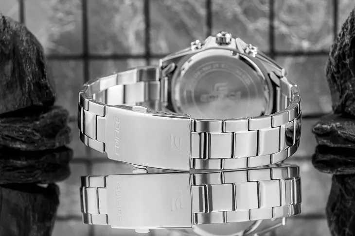 zegarek-meski-casio-edifice-efv-560d-2avuef-box-mechanizm-kwarcowy
