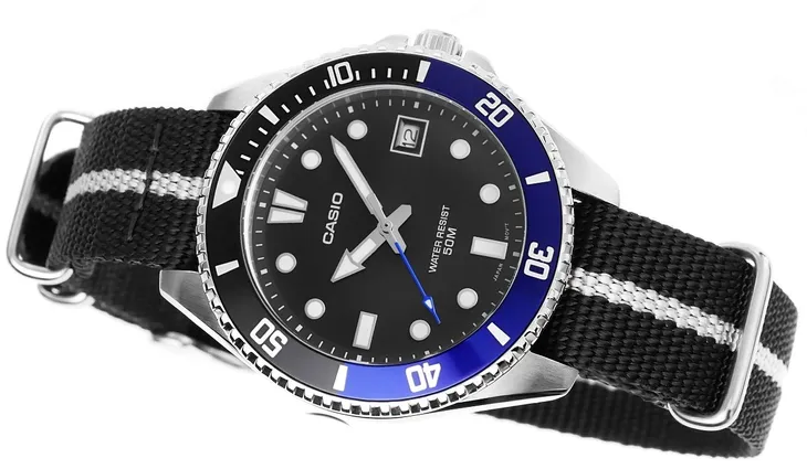 zegarek-meski-casio-mdv-10c-1a2vef-box-marka-casio