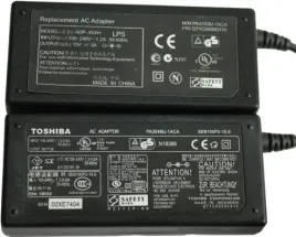 zasilacz-ladowarka-do-laptopa-toshiba-15v-3a-45w-wtyk-6-3-3-0-mm