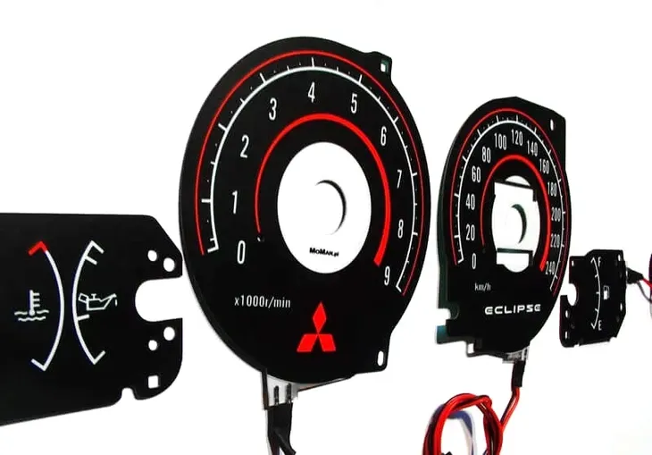 moman-tarcze-indiglo-mitsubishi-eclipse-2g-wzor-2-stan-nowy-producent-moman
